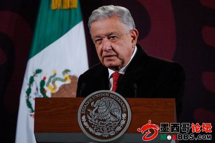 965141_Conferencia-AMLO-Pulso-Salud-1_impreso-696x464.jpg